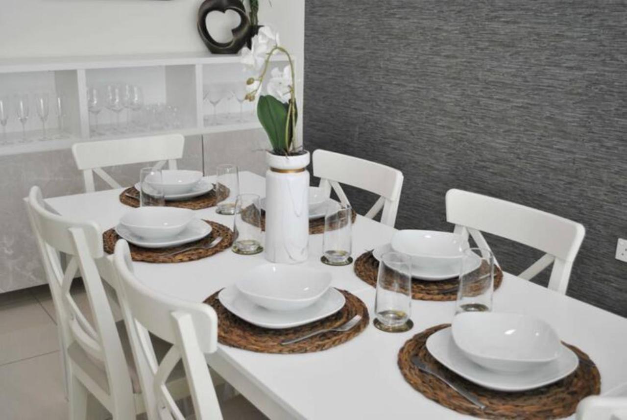 Appartamento Relaxing 2Br Haven In Dubai Marina Perfect Location & Amenities Esterno foto